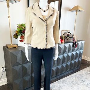 ST JOHN 2 piece suit